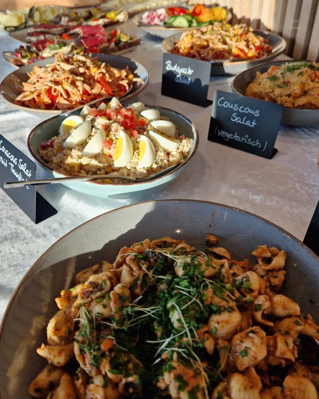 Nicht vergessen - am kommenden Sonntag, 25.02.2024, findet wieder von 9 - 12 Uhr unser Brunch statt.
Reservierung unter...